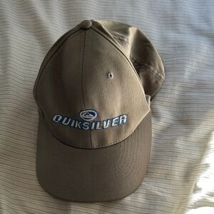 Quiksilver ran flex fit